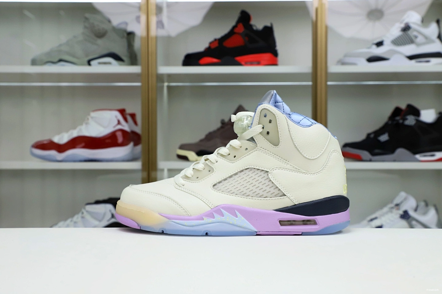 5 BE JORDAN KHALED THE AIR DJ WE 1028